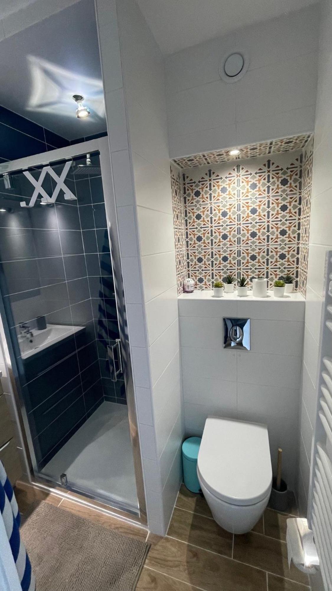 Joli Studio Vue Mer, Piscine, Tennis, Parking Antibes Ngoại thất bức ảnh